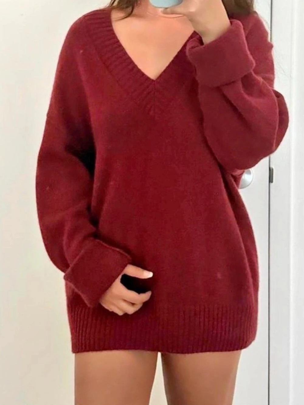 Reformation Women's Burgundy V-Neck Sweater Like New